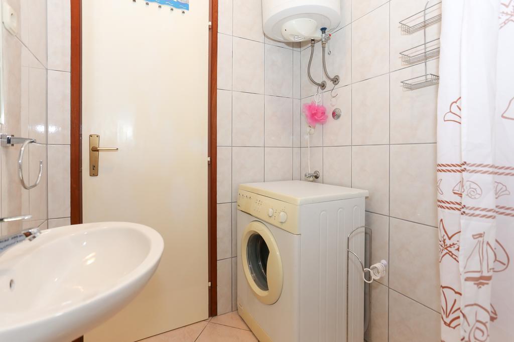 Apartments Ivan Trogir Buitenkant foto