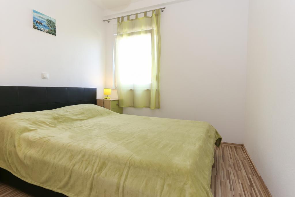 Apartments Ivan Trogir Buitenkant foto