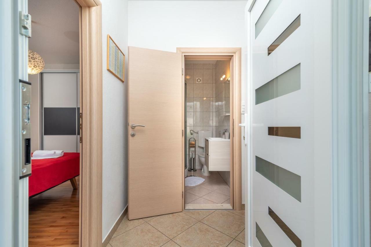 Apartments Ivan Trogir Buitenkant foto